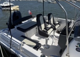 B2 702 7 260x185 - Cap Ferret 702 Sundeck