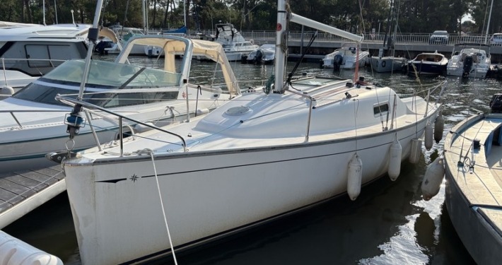 Jeanneau Sun 2500 mini 1 710x375 - Jeanneau Sun 2500