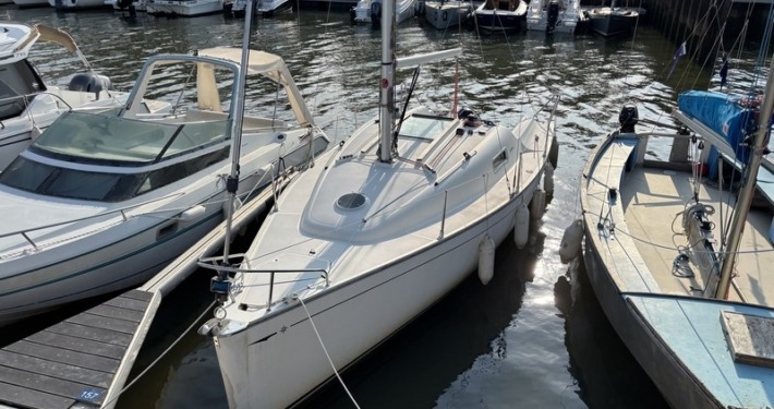 Jeanneau Sun 2500 mini 12 710x375 - Jeanneau Sun 2500