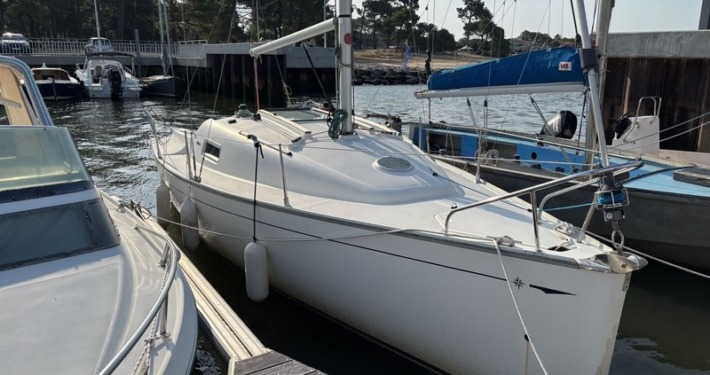 Jeanneau Sun 2500 mini 2 710x375 - Jeanneau Sun 2500