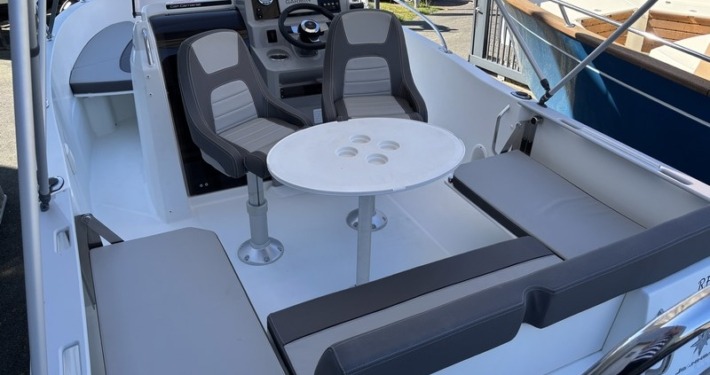 Cap Camarat 6.5 CC Serie 3 11 710x375 - Cap Camarat 6.5 CC S&eacute;rie 3