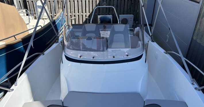 Cap Camarat 6.5 CC Serie 3 9 710x375 - Cap Camarat 6.5 CC S&eacute;rie 3