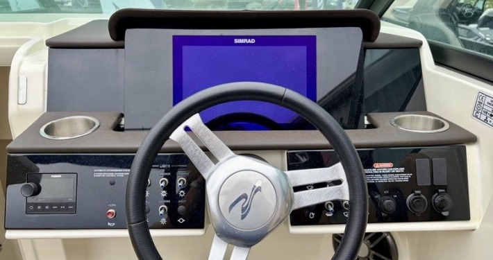 SEARAY 250 SDX 3 710x375 - SEARAY 250 SDX