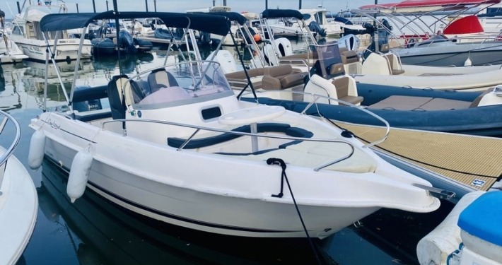 b2 marine 572 5 710x375 - Cap Ferret 572 open