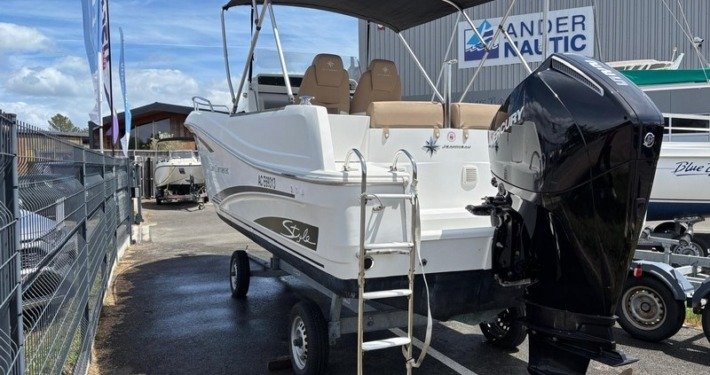 Jeanneau Cap Camarat 7.5 CC Cap Camarat 7.5 CC 10 710x375 - Jeanneau Cap Camarat 7.5 CC