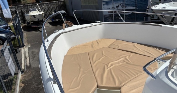 Jeanneau Cap Camarat 7.5 CC Cap Camarat 7.5 CC 5 710x375 - Jeanneau Cap Camarat 7.5 CC