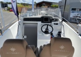 Jeanneau Cap Camarat 7.5 CC Cap Camarat 7.5 CC 6 260x185 - Jeanneau Cap Camarat 7.5 CC